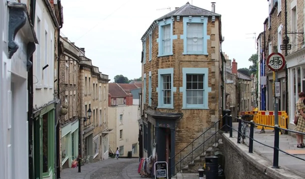 Picturesque view of Catherine Hill in Frome